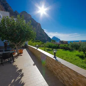 https://case-vacanza-clarissa.sicilyhotelsitaly.net